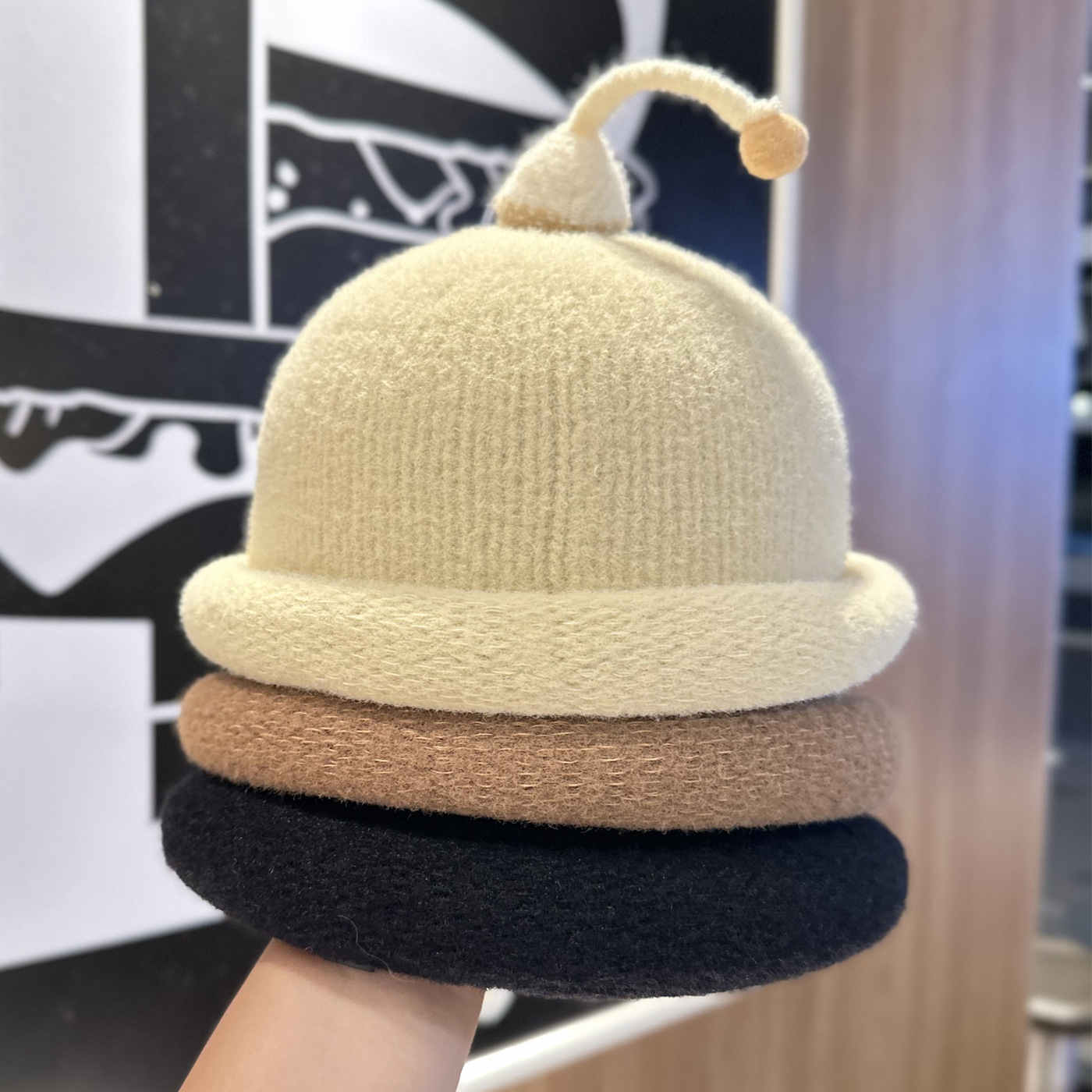 Playful Big-Eyed Garlic Knitte - Beanie Cuffed Knit บทวิจารณ์และราคา
